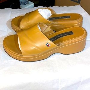 Tommy Hilfiger slide Sandals